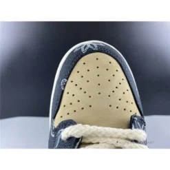Hypeyourbeast Nike SB Dunk Low Travis Scott 24 Hypeyourbeast Nike SB Dunk Low Travis Scott