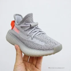 HypeYourBeast Adidas Yeezy Boost 350 V2 'Tail Light' (infant)