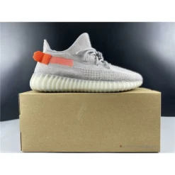 HypeYourBeast Adidas Yeezy Boost 350 V2 'Tail Light' 28 HypeYourBeast Adidas Yeezy Boost 350 V2 'Tail Light'