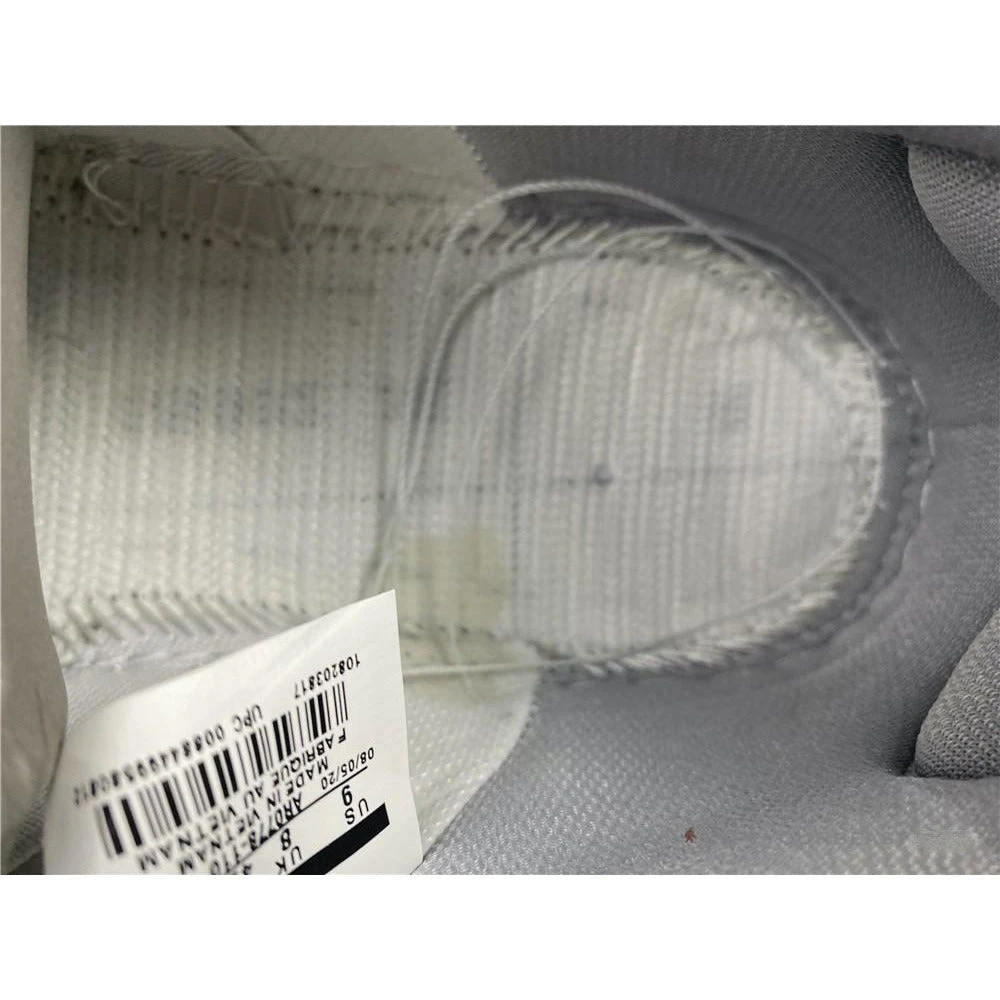 Hypeyourbeast Nike SB Dunk Low 'Summit White' 14 Hypeyourbeast Nike SB Dunk Low 'Summit White'