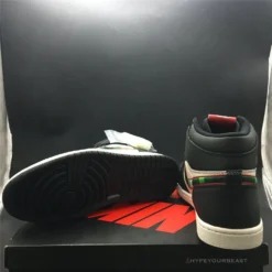 Hypeyourbeast Air Jordan 1 Retro High Sports Illustrated (A Star Is Born) 27 Hypeyourbeast Air Jordan 1 Retro High Sports Illustrated (A Star Is Born)