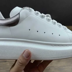HypeYourBeast Alexander McQueen White / Grey A. Mcqueen 21 HypeYourBeast Alexander McQueen White / Grey A. Mcqueen