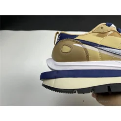 HypeYourBeast Nike Vaporwaffle Sacai Sesame Blue Void