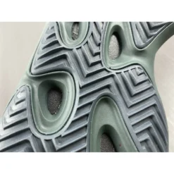 HypeYourBeast Adidas Yeezy 700 V3 'Copper'