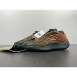HypeYourBeast Adidas Yeezy 700 V3 'Copper'