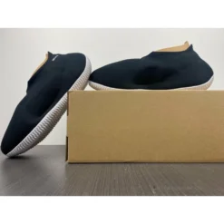 Hypeyourbeast Yeezy Knit Runner 'Sulfer' 18 Hypeyourbeast Yeezy Knit Runner 'Sulfer'