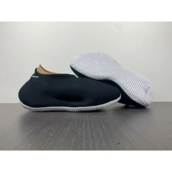 Hypeyourbeast Yeezy Knit Runner 'Sulfer'