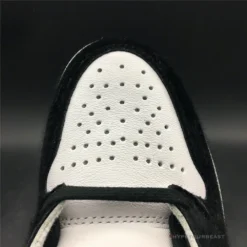 Hypeyourbeast Jordan 1 High OG