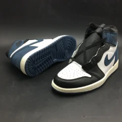 Hypeyourbeast Air Jordan 1 Retro High OG Blue Moon