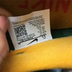 Hypeyourbeast Nike LD Waffle Sacai Pine Green