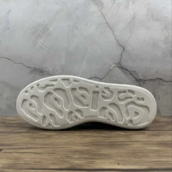 HypeYourBeast A. Mcqueen Alexander McQueen White / Orange