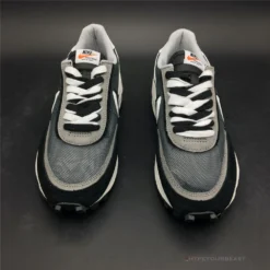 Hypeyourbeast Nike LD Waffle Sacai Dark Grey 37 Hypeyourbeast Nike LD Waffle Sacai Dark Grey