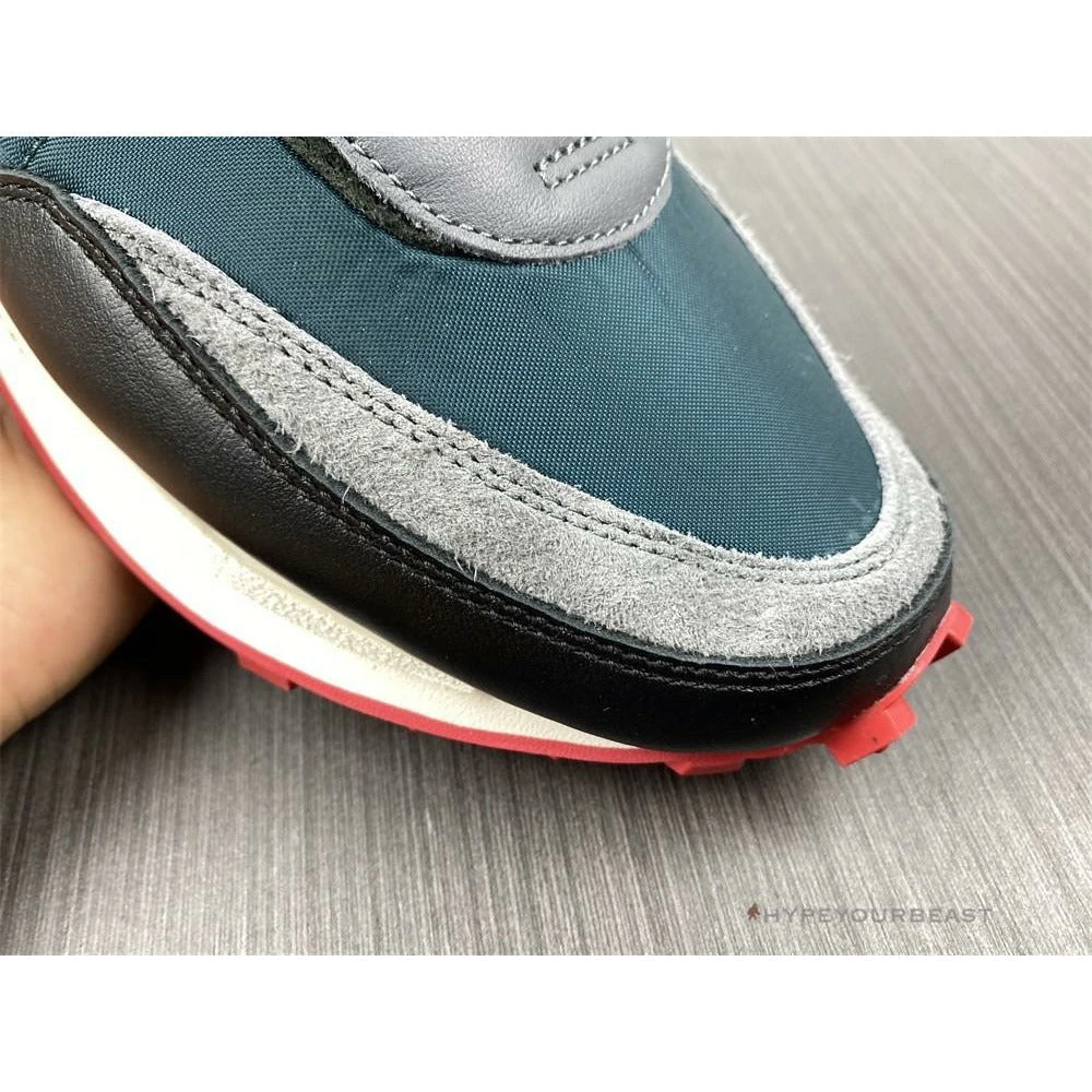 HypeYourBeast Nike Sacai 'Undercover' Red 12 HypeYourBeast Nike Sacai 'Undercover' Red