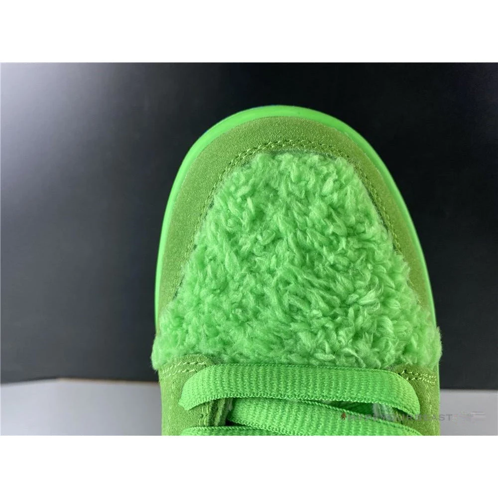 Hypeyourbeast Nike SB Dunk Low X Grateful Dead Green Bear 13 Hypeyourbeast Nike SB Dunk Low X Grateful Dead Green Bear