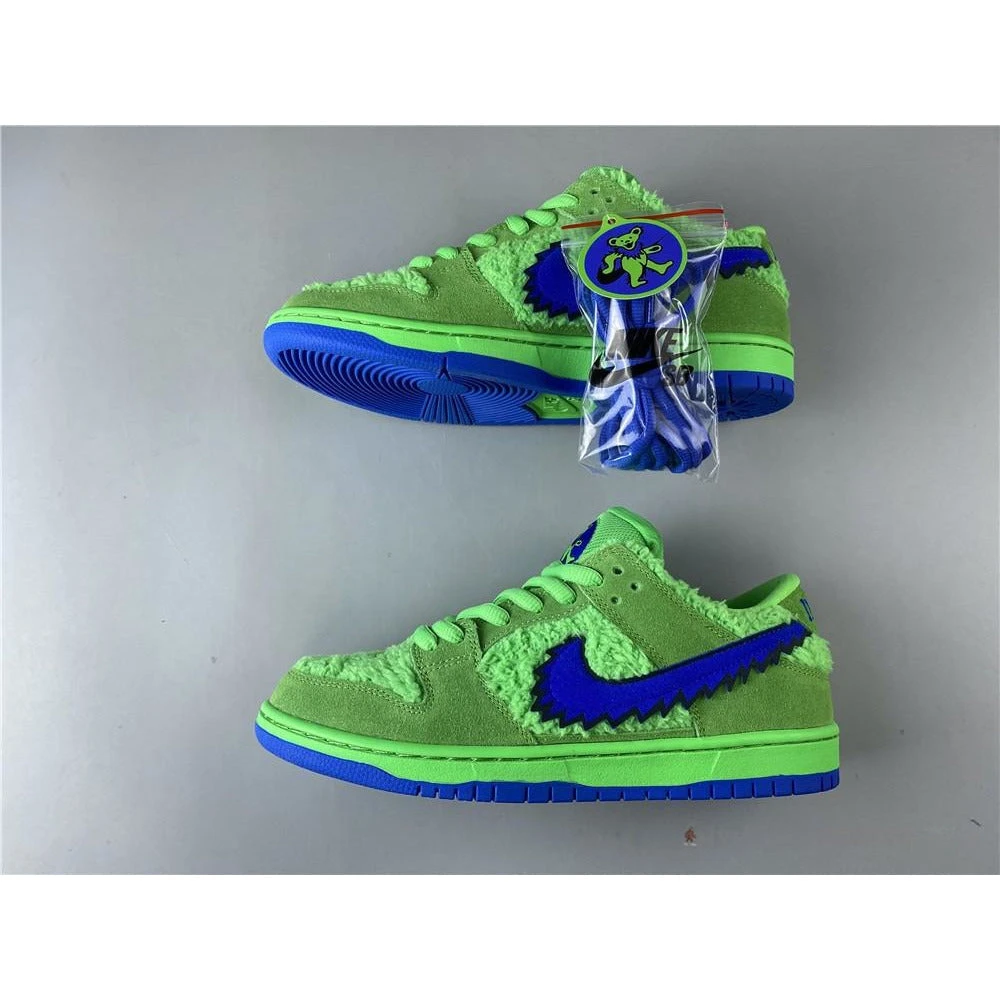 Hypeyourbeast Nike SB Dunk Low X Grateful Dead Green Bear 6 Hypeyourbeast Nike SB Dunk Low X Grateful Dead Green Bear