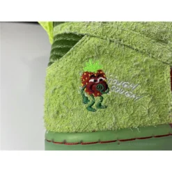 Hypeyourbeast Nike Sb Dunk High 'Strawberry Cough' 22 Hypeyourbeast Nike Sb Dunk High 'Strawberry Cough'