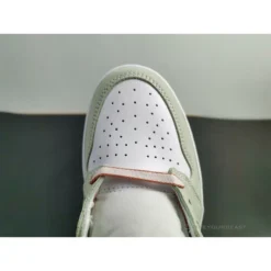 HypeYourBeast Air Jordan 1 High OG 'Seafoam'