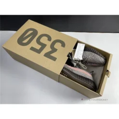 HypeYourBeast Adidas Yeezy Boost 350 V2 Ash 32 HypeYourBeast Adidas Yeezy Boost 350 V2 Ash