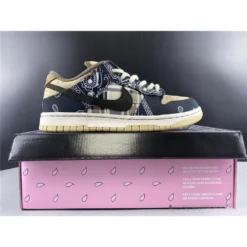 Hypeyourbeast Nike SB Dunk Low Travis Scott 28 Hypeyourbeast Nike SB Dunk Low Travis Scott