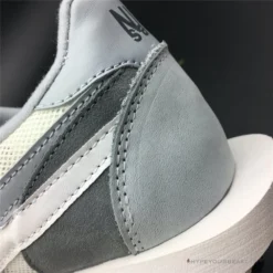 Hypeyourbeast Nike LD Waffle Sacai White Grey 32 Hypeyourbeast Nike LD Waffle Sacai White Grey