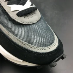 Hypeyourbeast Nike LD Waffle Sacai Dark Grey 33 Hypeyourbeast Nike LD Waffle Sacai Dark Grey