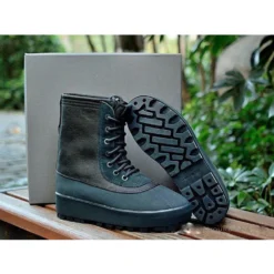 Hypeyourbeast Adidas Yeezy 950 Black