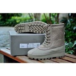 Hypeyourbeast Adidas Yeezy 950 Light Grey