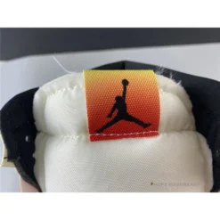 Hypeyourbeast Air Jordan 1 High X J Balvin 15 Hypeyourbeast Air Jordan 1 High X J Balvin