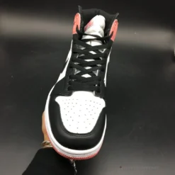 Hypeyourbeast Air Jordan 1 Retro High OG Rust Pink 14 Hypeyourbeast Air Jordan 1 Retro High OG Rust Pink