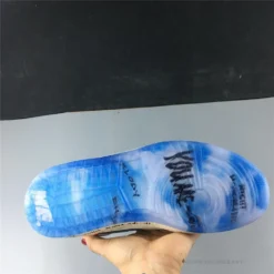 Hypeyourbeast Melody Ehsani X WMNS Air Jordan 1 Mid 'Fearless' 15 Hypeyourbeast Melody Ehsani X WMNS Air Jordan 1 Mid 'Fearless'