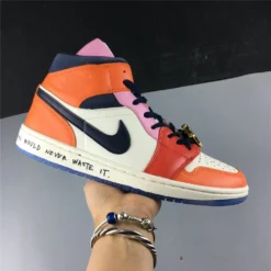 Hypeyourbeast Melody Ehsani X WMNS Air Jordan 1 Mid 'Fearless'