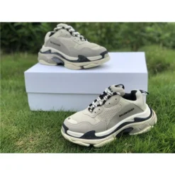 Hypeyourbeast BCG Triple S Vanille Balenciaga