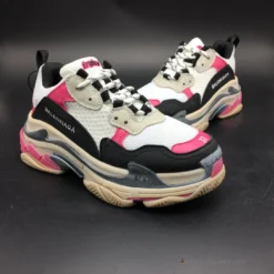Hypeyourbeast BCG Triple S Pink / Black