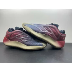 Hypeyourbeast Adidas Yeezy 700 V3 'Fade Carbon'