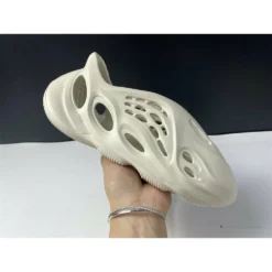 Hypeyourbeast Yeezy Foam Runner Sand 18 Hypeyourbeast Yeezy Foam Runner Sand
