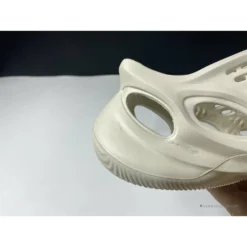 Hypeyourbeast Yeezy Foam Runner Sand 24 Hypeyourbeast Yeezy Foam Runner Sand