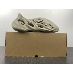 Hypeyourbeast Yeezy Foam Runner Beige 24 Hypeyourbeast Yeezy Foam Runner Beige