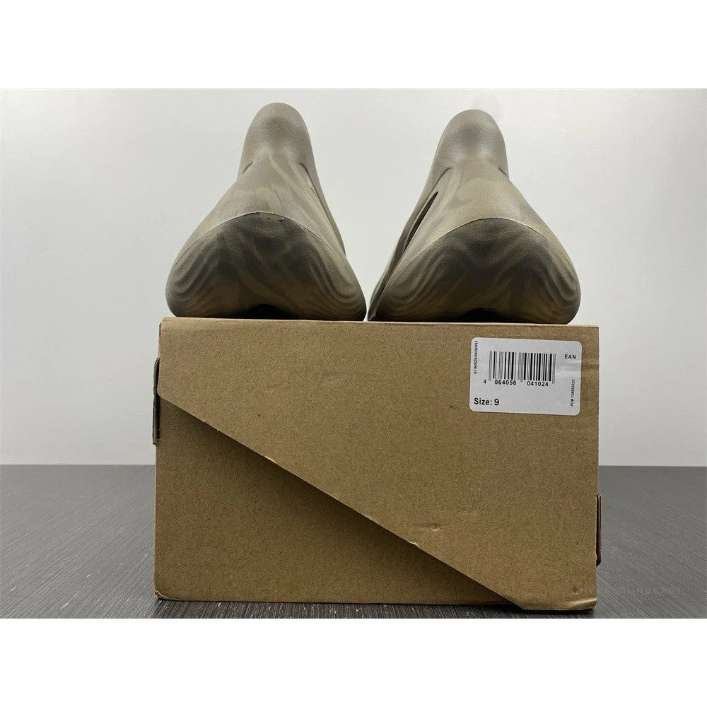 Hypeyourbeast Yeezy Foam Runner Beige 13 Hypeyourbeast Yeezy Foam Runner Beige