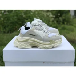 Hypeyourbeast BCG Triple S Sneakers Cream / White Balenciaga