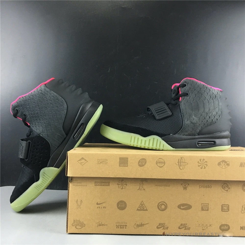 Hypeyourbeast Nike Air Yeezy NRG Black Solar Red 11 Hypeyourbeast Nike Air Yeezy NRG Black Solar Red