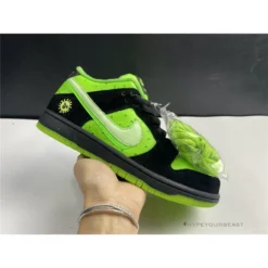 Hypeyourbeast Nike SB Dunk Low Green Black Home 12 Hypeyourbeast Nike SB Dunk Low Green Black Home