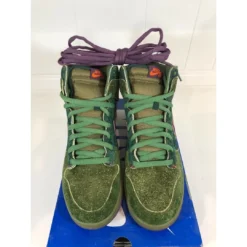 Hypeyourbeast Nike SB Dunk High Skunk 420 11 Hypeyourbeast Nike SB Dunk High Skunk 420