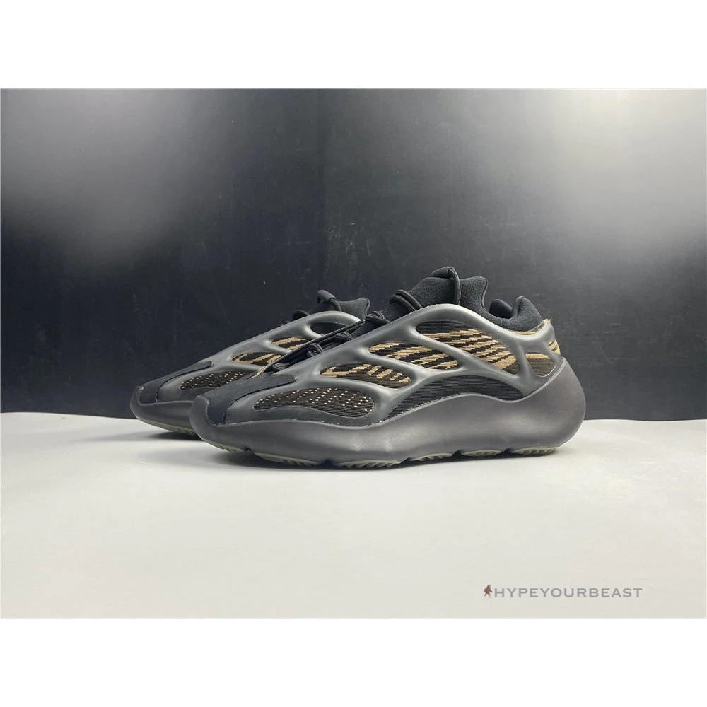 Hypeyourbeast Yeezy 700 V3 'Clay Brown' 2 Hypeyourbeast Yeezy 700 V3 'Clay Brown'