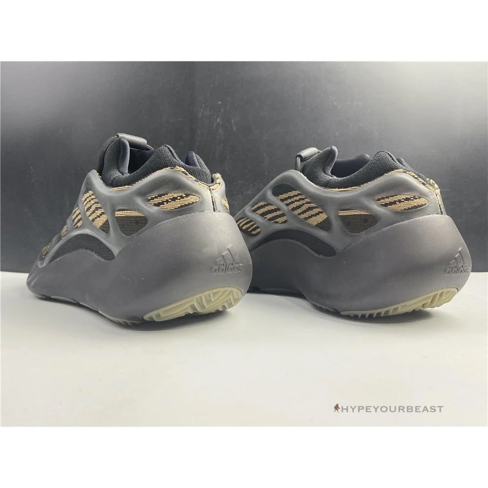 Hypeyourbeast Yeezy 700 V3 'Clay Brown' 3 Hypeyourbeast Yeezy 700 V3 'Clay Brown'