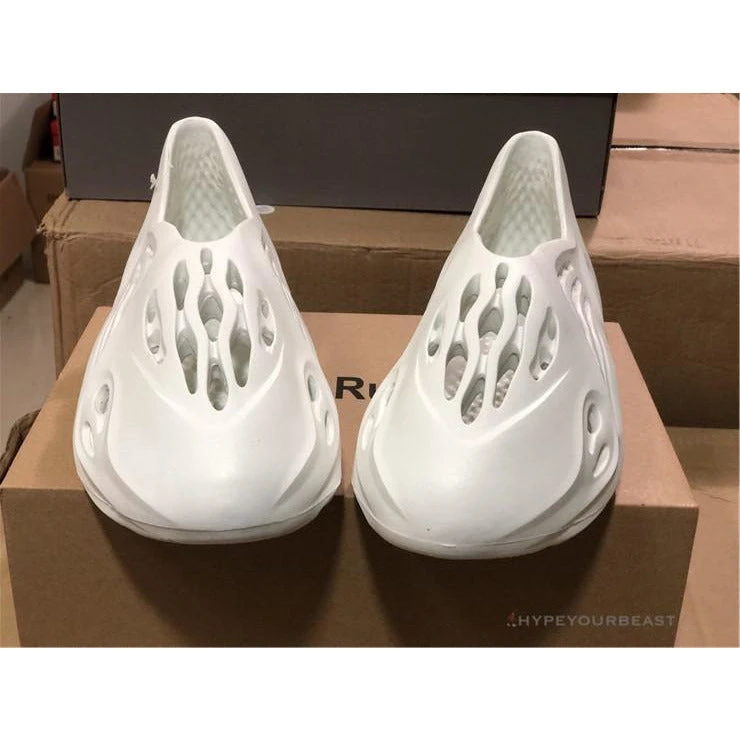 Hypeyourbeast Yeezy Foam Runner White 3 Hypeyourbeast Yeezy Foam Runner White