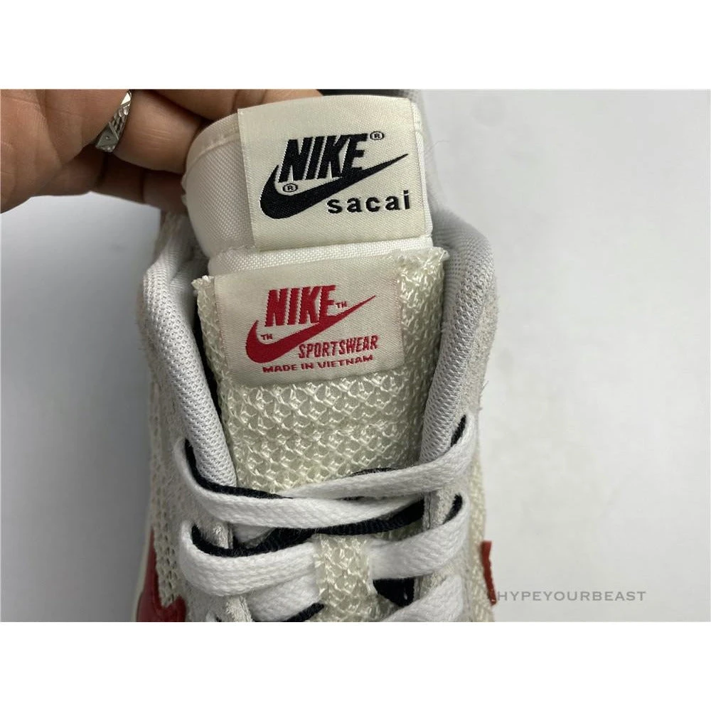 Hypeyourbeast Sacai X Nike Pegasus Vaporfly White / Red 14 Hypeyourbeast Sacai X Nike Pegasus Vaporfly White / Red