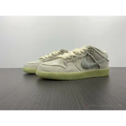 HypeYourBeast Nike SB Dunk Low 'Mummy' 28 HypeYourBeast Nike SB Dunk Low 'Mummy'