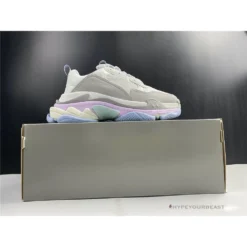 Hypeyourbeast Balenciaga Triple S BCG Triple S Grey / Pink 22 Hypeyourbeast Balenciaga Triple S BCG Triple S Grey / Pink