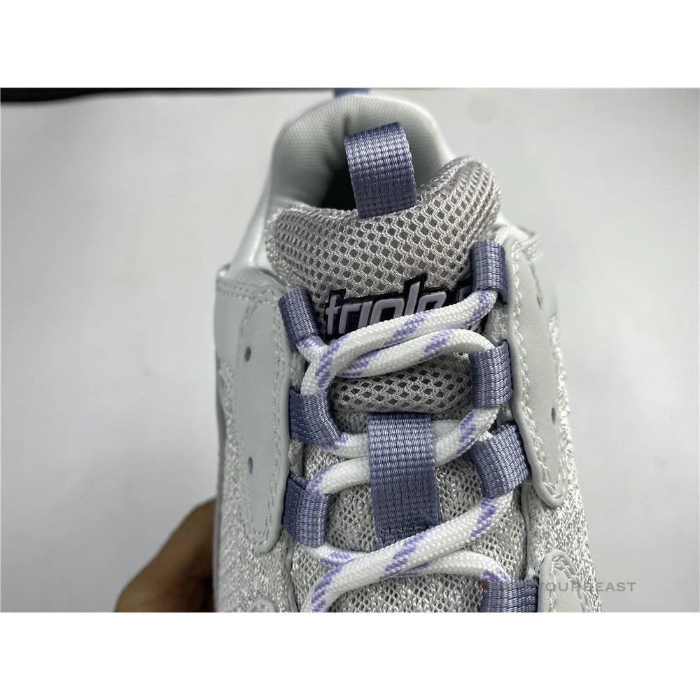 Hypeyourbeast Balenciaga Triple S BCG Triple S Grey / Pink 10 Hypeyourbeast Balenciaga Triple S BCG Triple S Grey / Pink