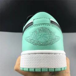 Hypeyourbeast Air Jordan 1 Low 'Emerald Rise' 26 Hypeyourbeast Air Jordan 1 Low 'Emerald Rise'